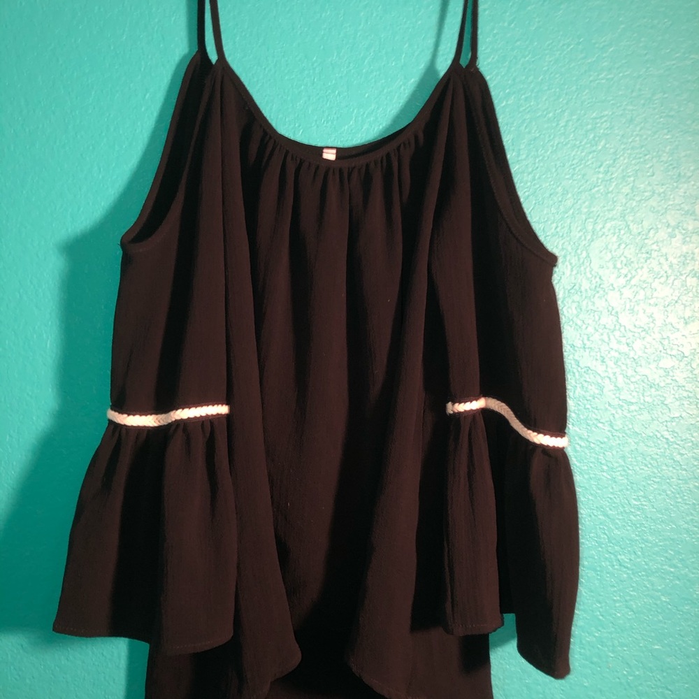 Off shoulder tank top